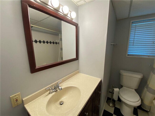Building Photo - 4453 Old Mabry Pl