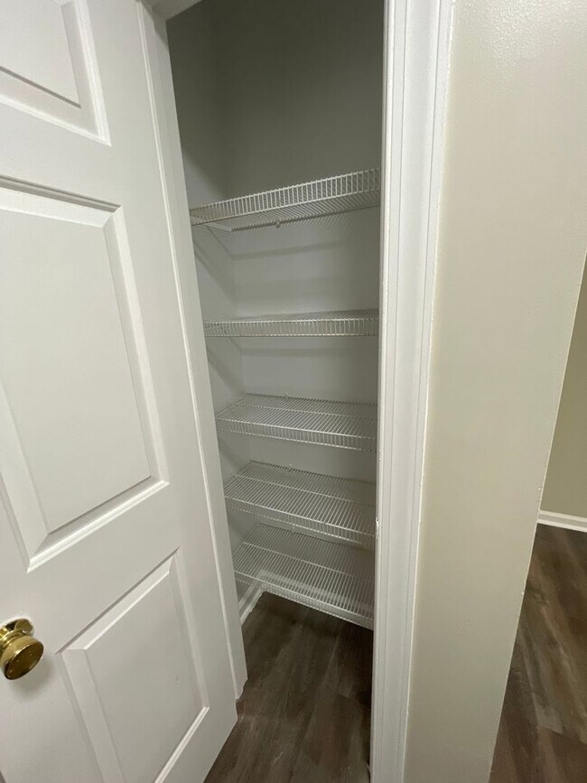 Building Photo - 3703 Lear Ct NW