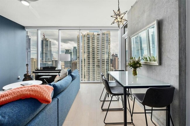 Building Photo - 301 West Ave