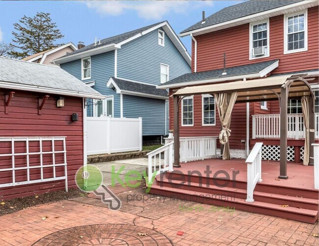 Building Photo - No Broker Fee | Spacious 3-Bed, 2-Bath Nutley Home with Bonus Office & Gourmet Kitchen