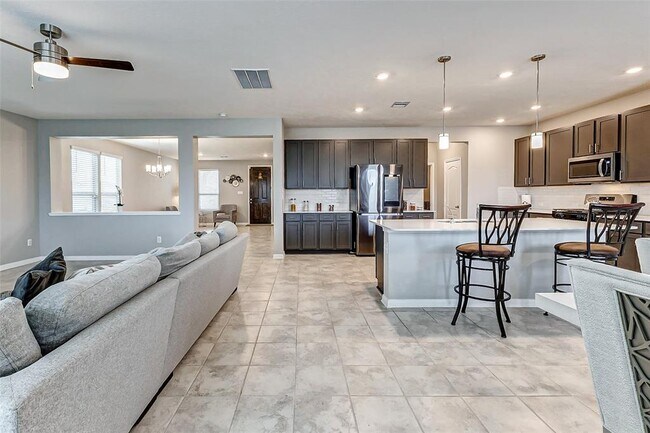 Building Photo - 2939 Lazarina Ln