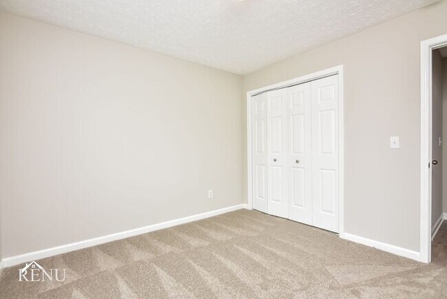 Building Photo - 1630 Rose Pointe Dr
