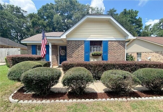 Building Photo - 1204 McNeil Ave