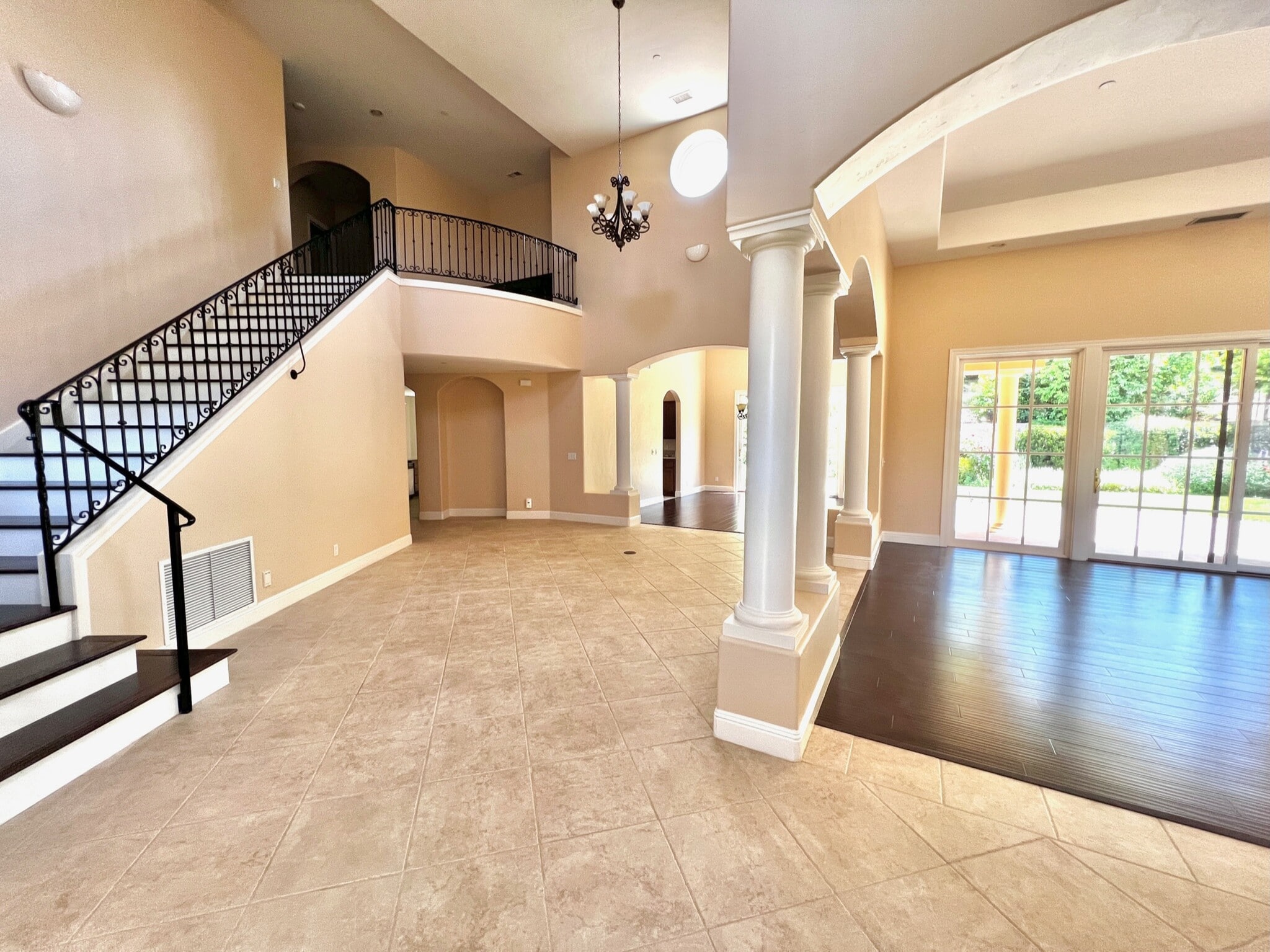 Building Photo - 4698 Granada Way