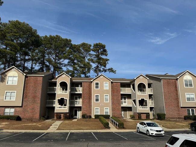 Primary Photo - Updated Condo close to Fort Liberty