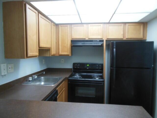 Building Photo - 734 Executive Center Dr