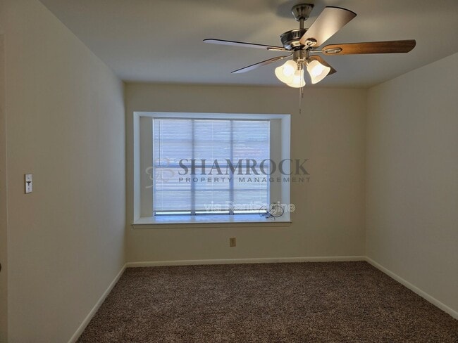 Building Photo - 7208 Sanger Ave