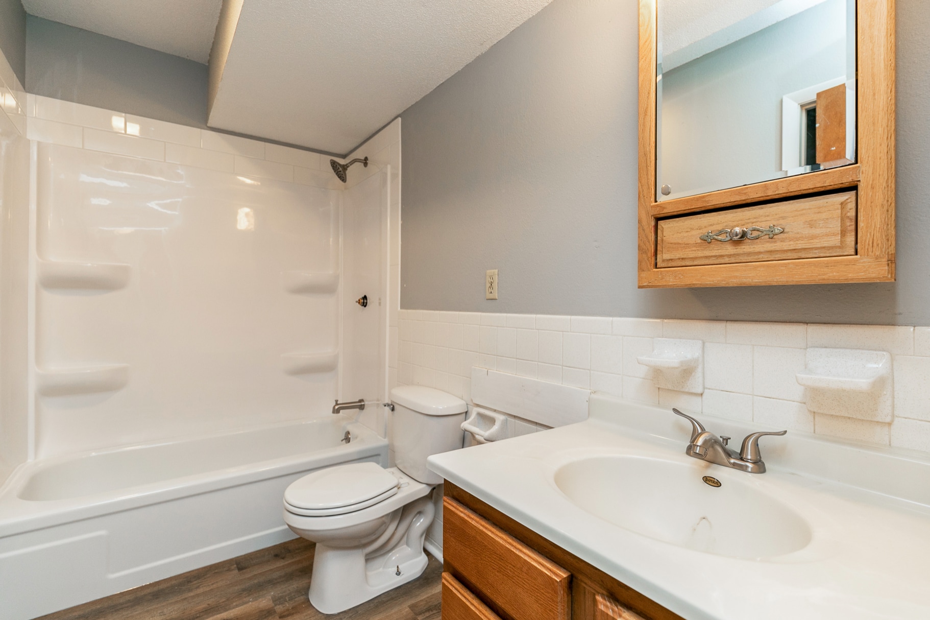 Building Photo - 403 21st Avenue Pl