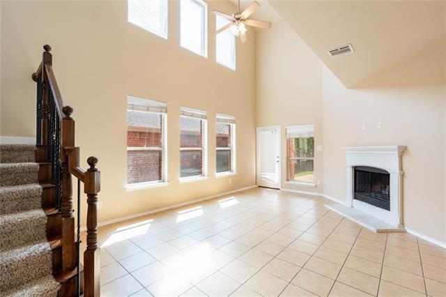 Building Photo - 2233 Canyon Point