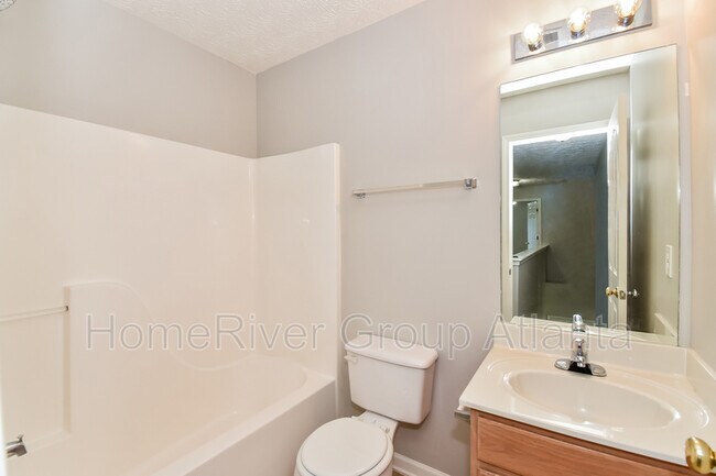 Building Photo - 322 Berkley Dr