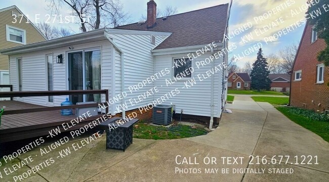 Building Photo - 371 E 271st St