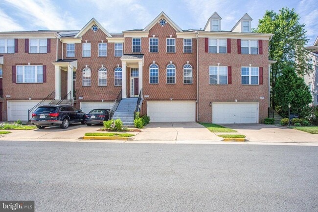Building Photo - 13381 Sir Ramsay Way