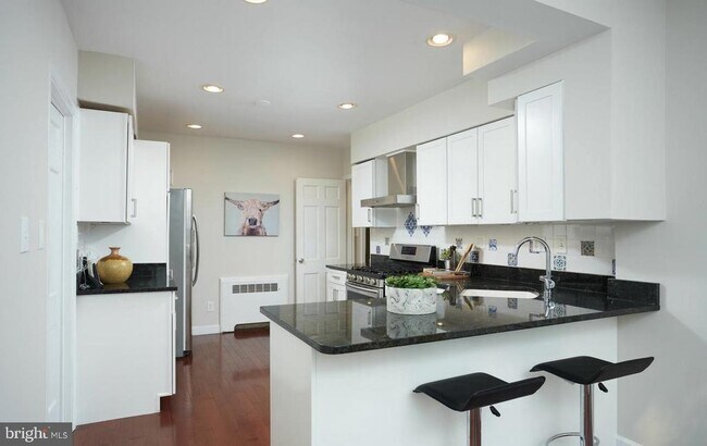 Building Photo - 4515 29th St NW
