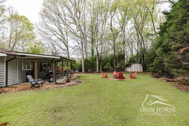 Building Photo - 130 Austin Dr