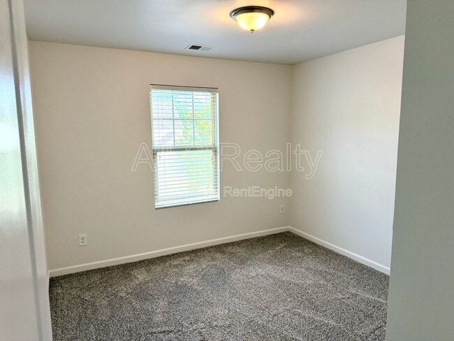Building Photo - 6107 Heisler St