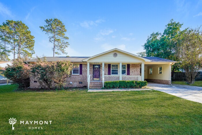 Primary Photo - 107 Sedgewood Ln