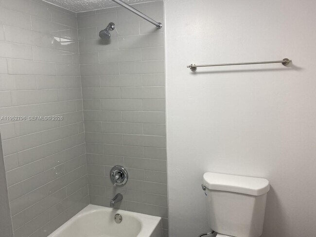 Building Photo - 5112 NW 79th Ave