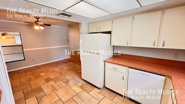 Building Photo - 10535 Abingdon Chase