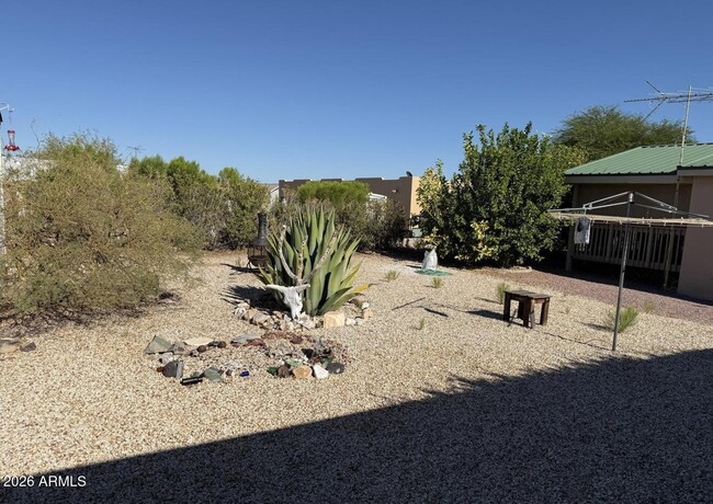 Building Photo - 30909 Fort Apache Dr