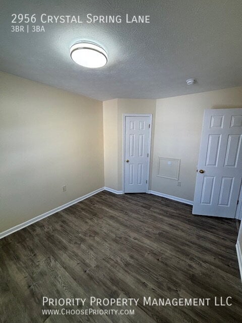 Building Photo - 2956 Crystal Spring Ln