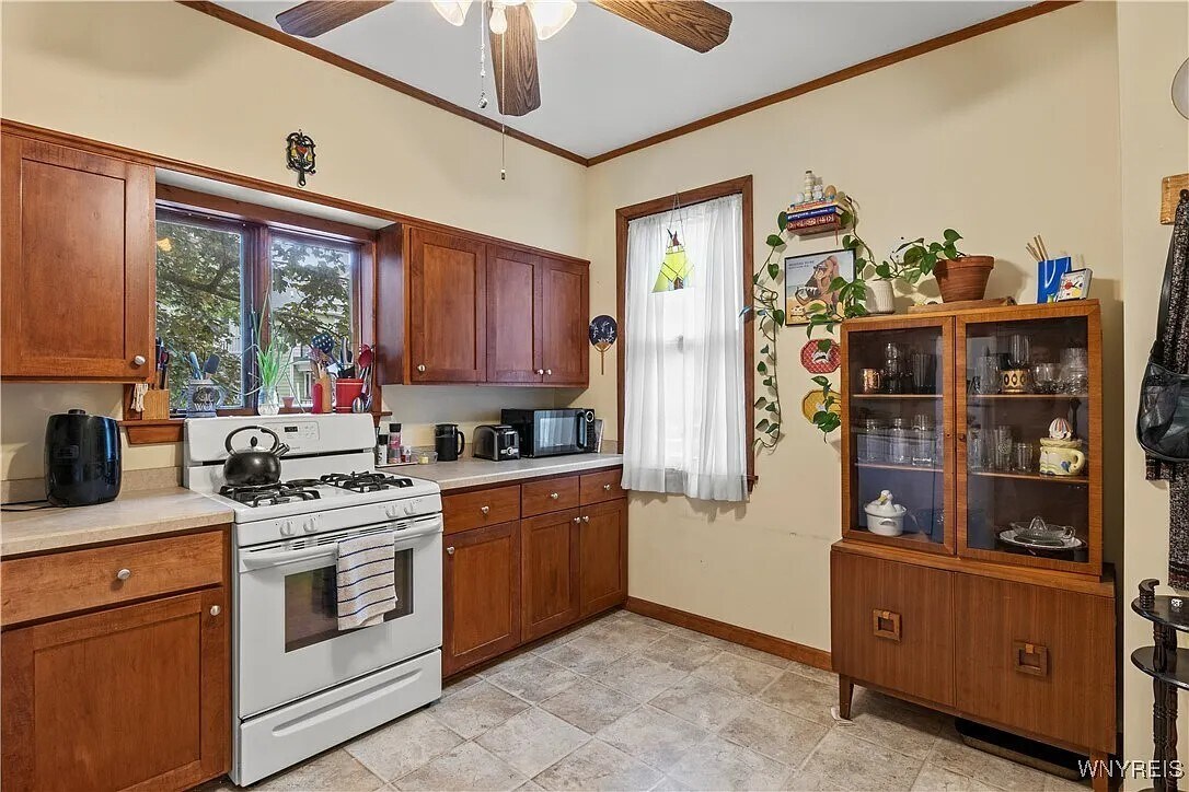 Building Photo - 343 Baynes St