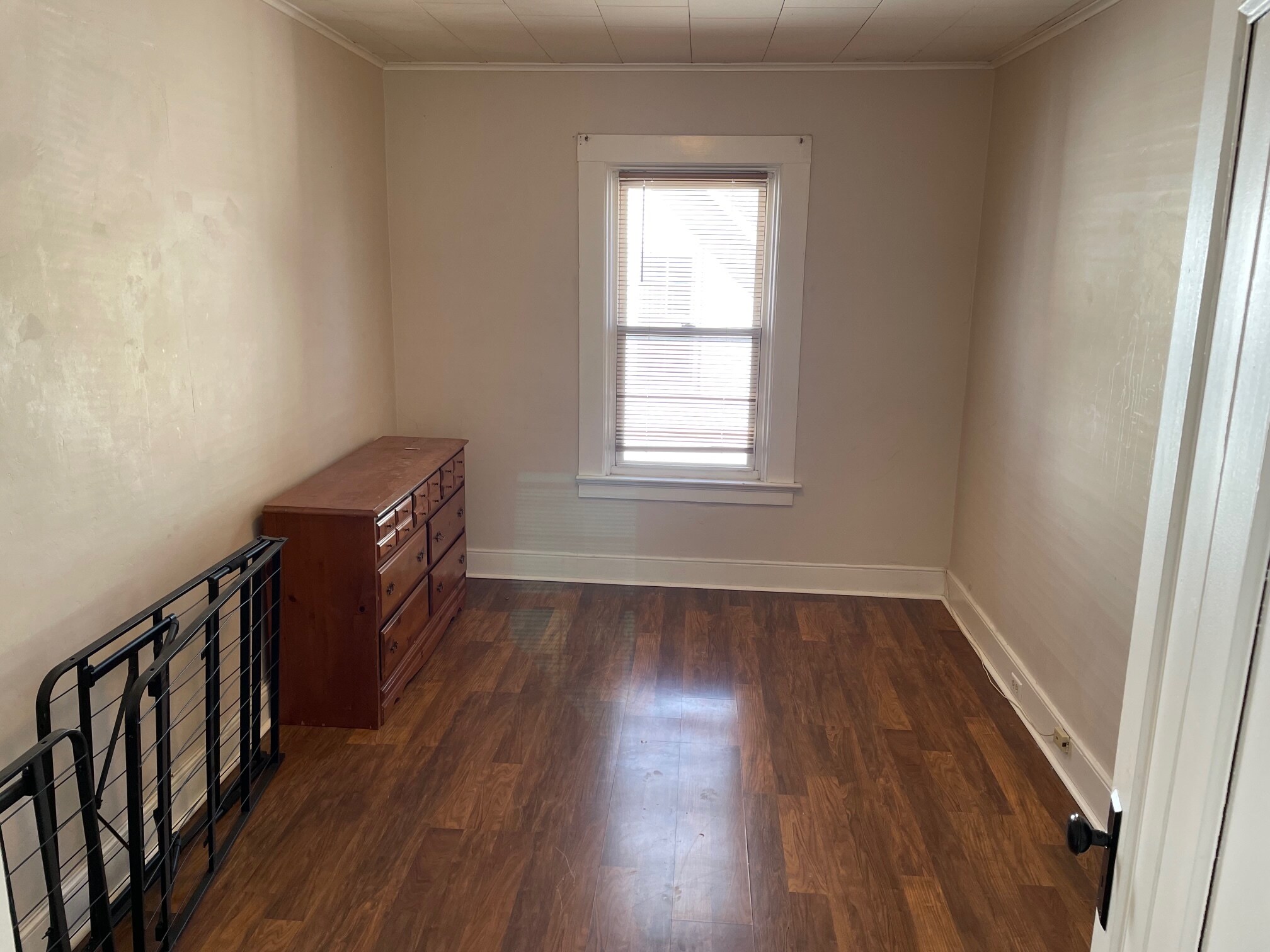 Building Photo - 163 Lewis St