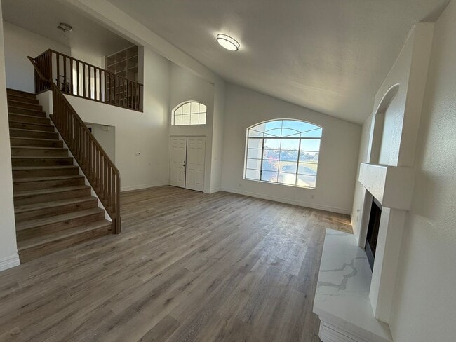 Building Photo - 4 BEDROOM IN RANCHO SERENO - FRESHLY REMODELED