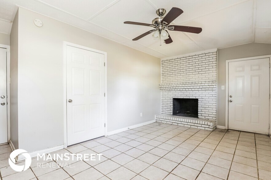 Building Photo - 7956 Coventry Ct