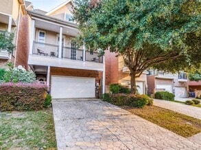 Building Photo - 5707 Lewis St