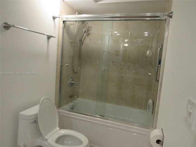 Building Photo - 1101 River Reach Dr