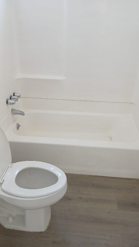 Building Photo - 190 W Alamo St