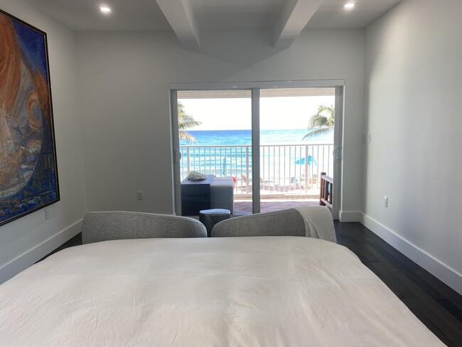 Building Photo - 3520 S Ocean Blvd