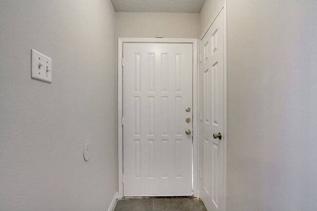 Building Photo - No Application Fees*