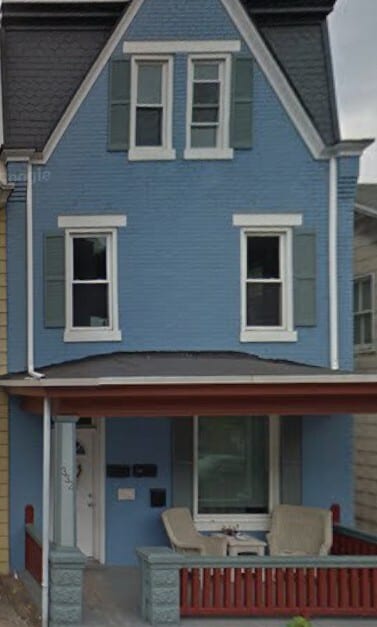 Building Photo - 332 S 2nd St