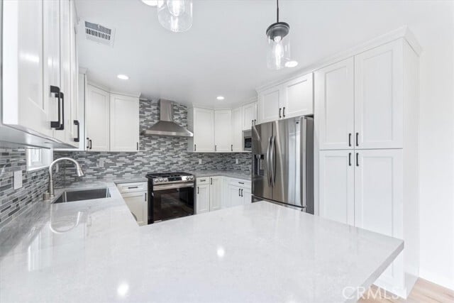 Building Photo - 16121 Fantasia Ln