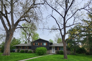 Building Photo - 2200 Sheffield Dr.