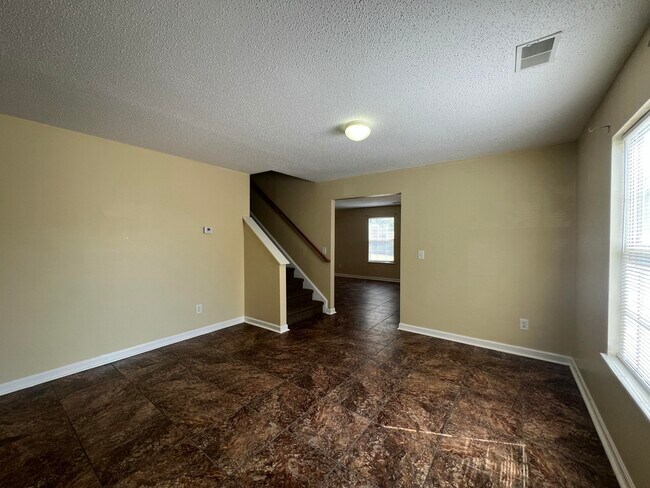 Building Photo - 1464 Ruger Dr