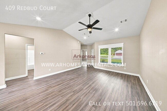 Building Photo - 409 Redbud Ct