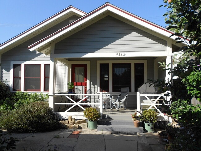 Primary Photo - 514-512 Brinkerhoff Ave