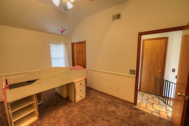 Building Photo - 3117 SW 125th St
