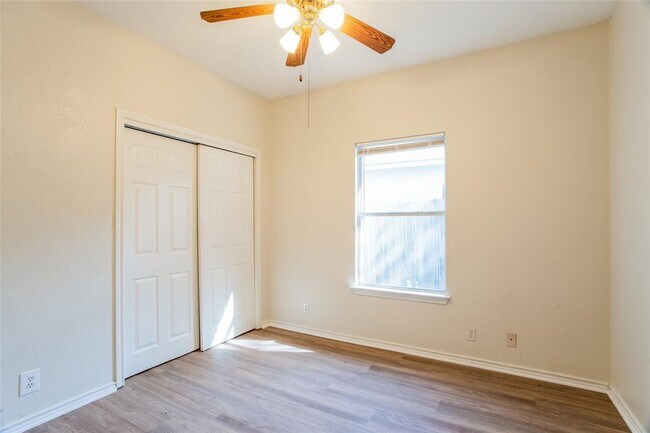 Building Photo - 1705 Constantino Cir