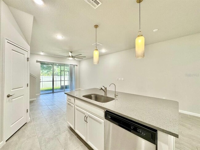 Building Photo - 8509 Primrose Willow Pl