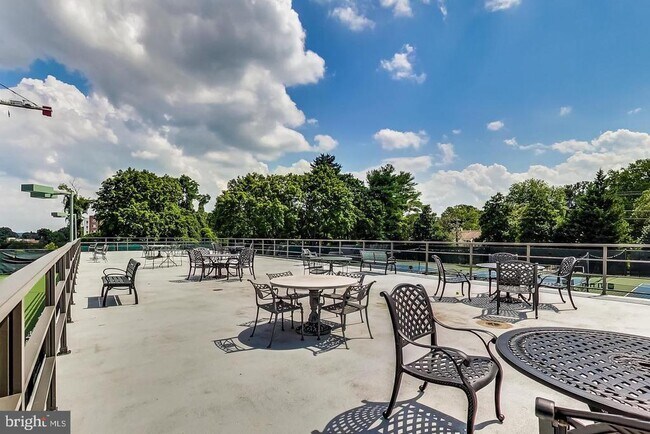 Building Photo - 5225 Pooks Hill Rd