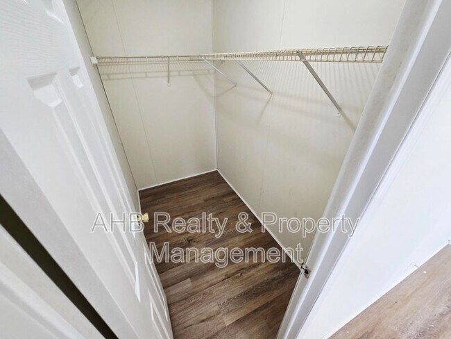 Building Photo - 1141 Palmer Farm Rd