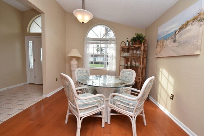 Building Photo - 60 Westover Ln