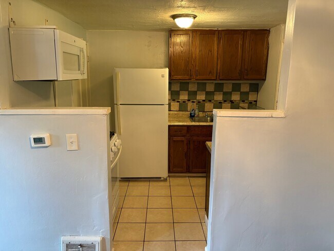 Building Photo - 46 Wenzell Pl