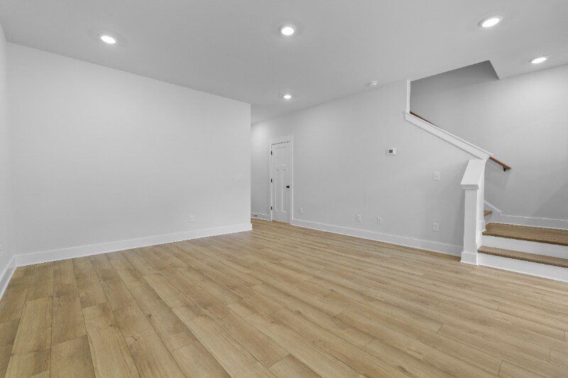 Building Photo - 142 Shager Pl