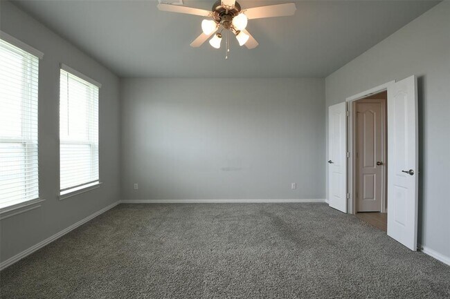 Building Photo - 2142 Open Prairie Dr