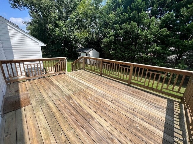 Building Photo - 108 Laurens Ln