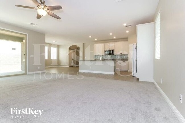 Building Photo - 11460 S Orion Dr
